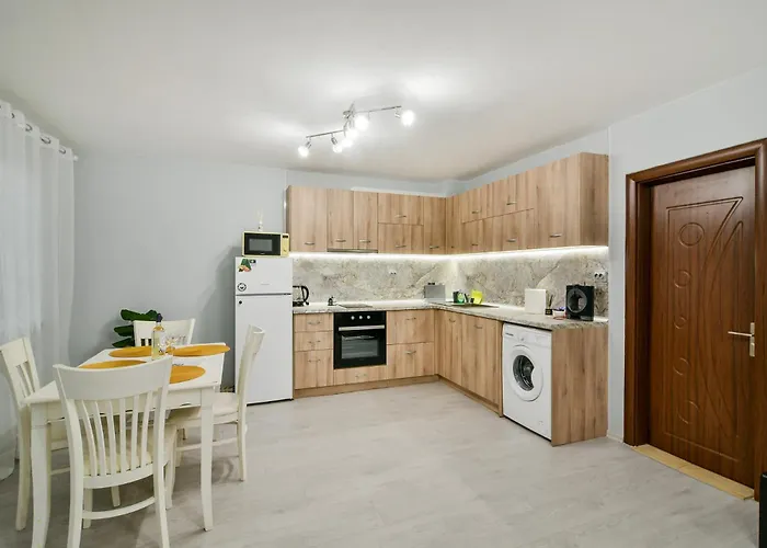 Charming Nest Apartment Varna